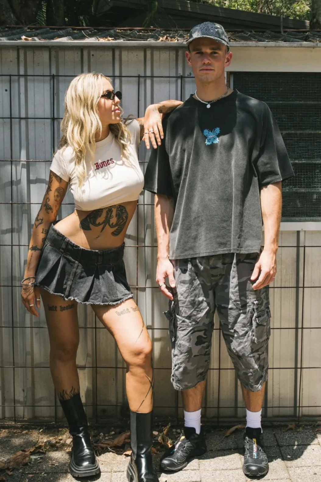 BILLY BONES CLUB GOTHIC BABY TEE -  APRICOT