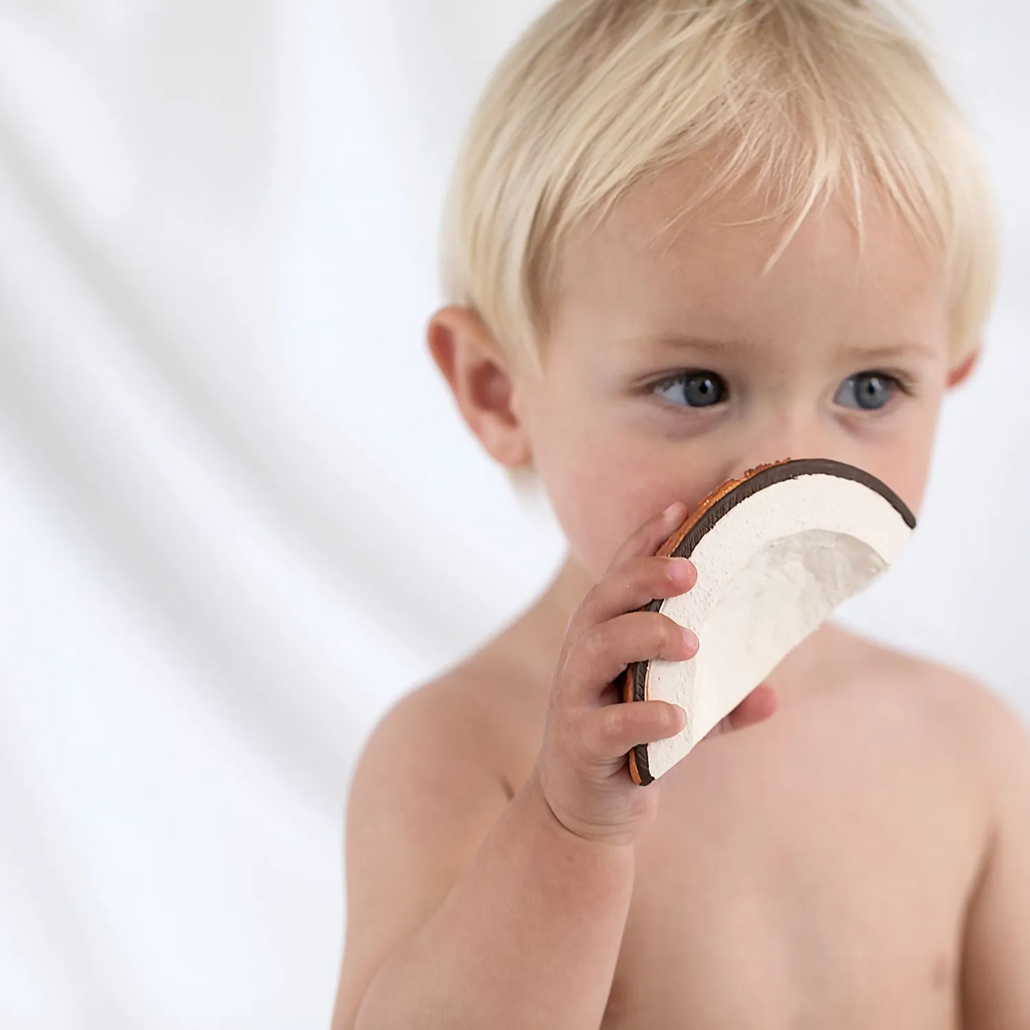 Oli & Carol Coco The Coconut Natural Rubber Teether